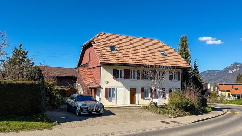 MAISON AVEC 2 LOGEMENTS, GARAGE ET 3 PLACES DE PARC (1)