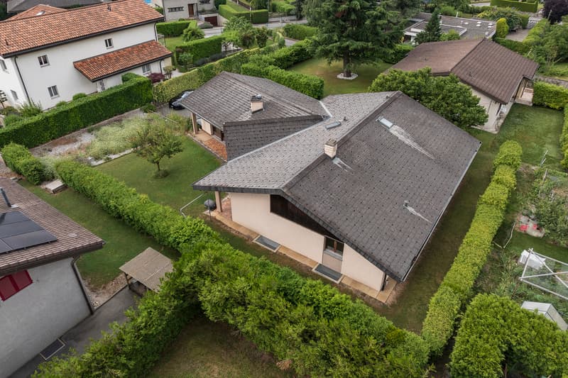 Une villa aux beaux volumes sur près de 1'000 m² (11)