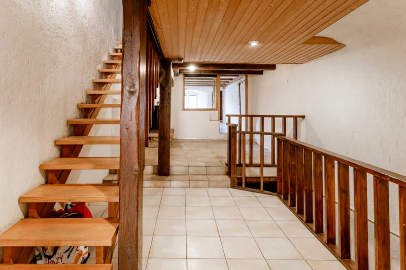 Maison de ville séculaire de 5.5 pièces (3)