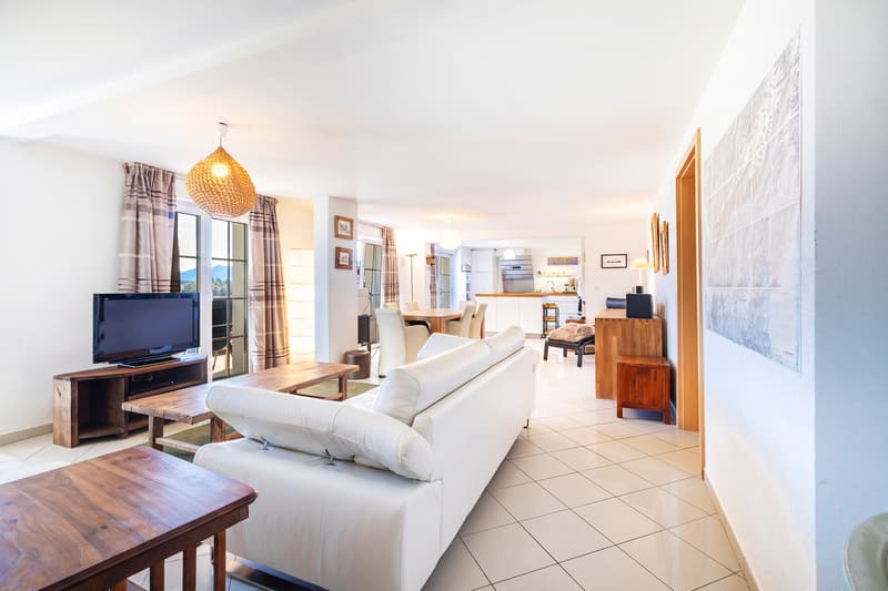 Magnifique appartement de 4.5 pièces de standing au coeur du village (5)