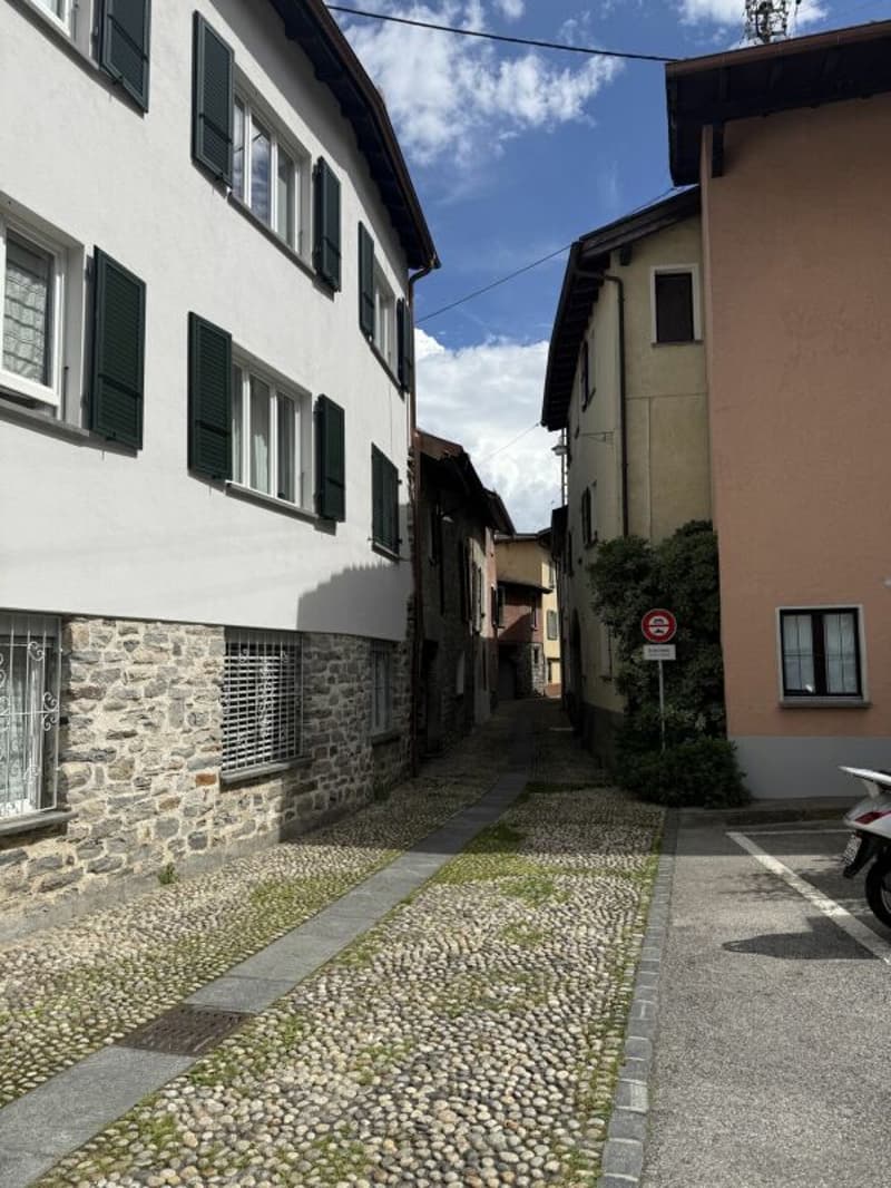 Losone - Haus im Dorfkern (Nucleo) mit zwei 2-Zimmer-Wohnungen (4)