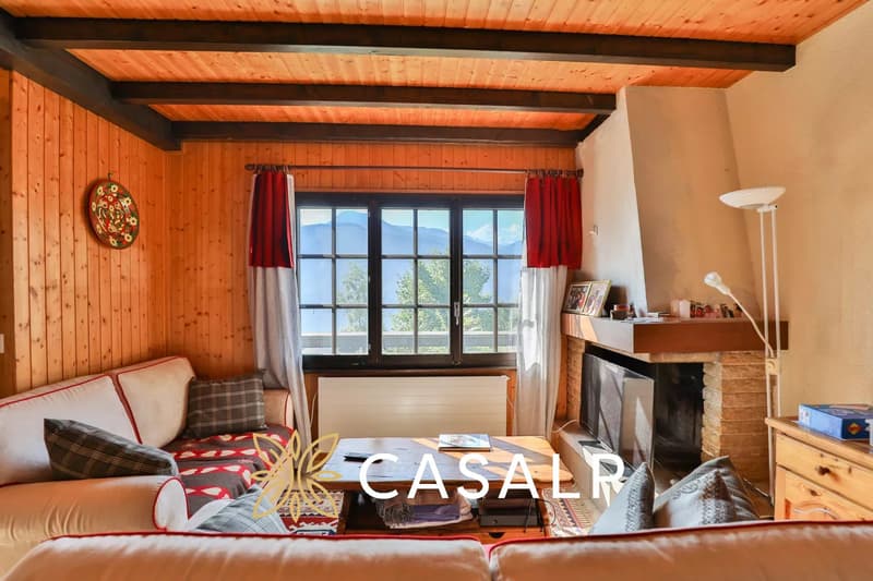Charmant demi-chalet avec piscine à Mollens (8)