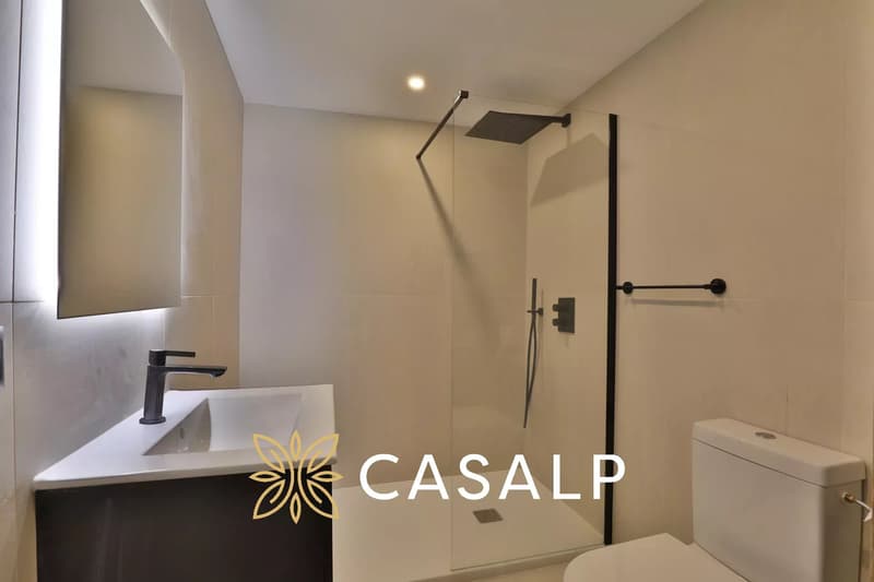 Magnifique appartement de 4.5 pièces en PPE rénové au centre de Crans (7)