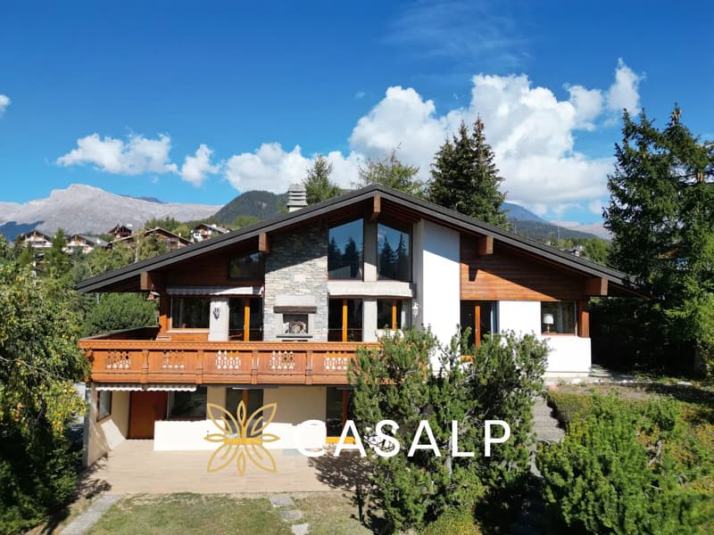 Magnifique chalet avec jardin arboré à Crans (2)