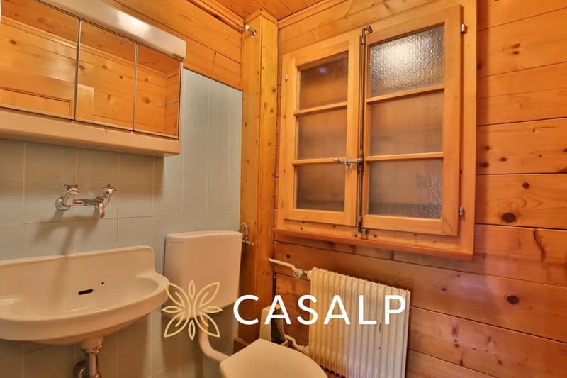 Chalet authentique à proximité du golf de Crans (11)