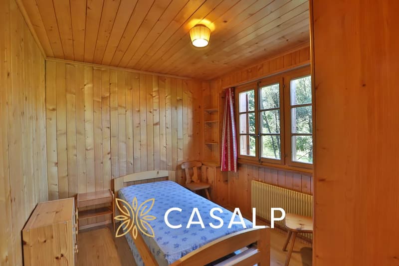 Chalet authentique à proximité du golf de Crans (3)
