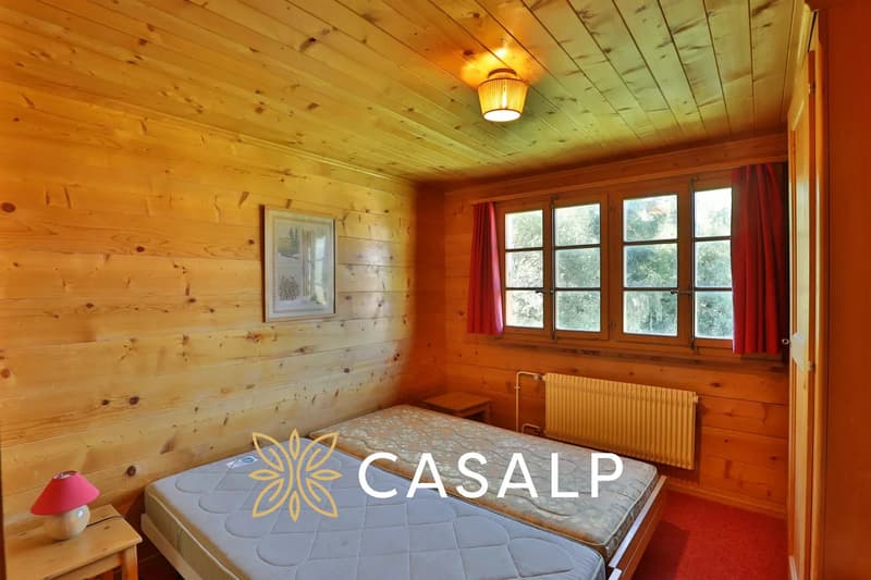 Chalet authentique à proximité du golf de Crans (12)