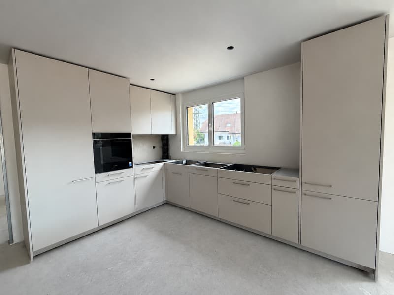 Erstbezug im Eigentumsstandard – 4.5 Zimmer mit 14 m² Balkon (8)