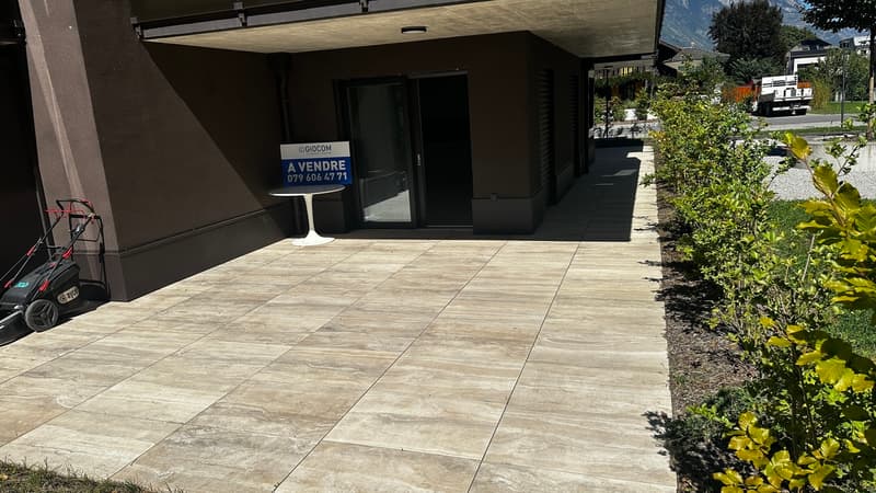 Appartement récent 3,5 pièces, terrasse - jardin au centre de Martigny (6)