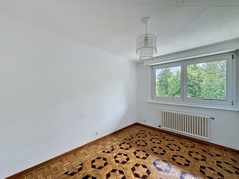 En exclusivité - Grand appartement avec jardin privatif, terrasse et balcon (6)