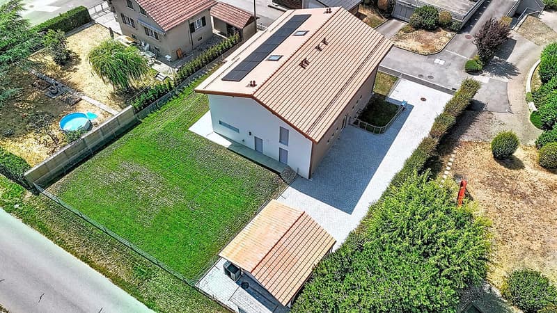 Villa jumelle de 7 pièces avec jardin (4)