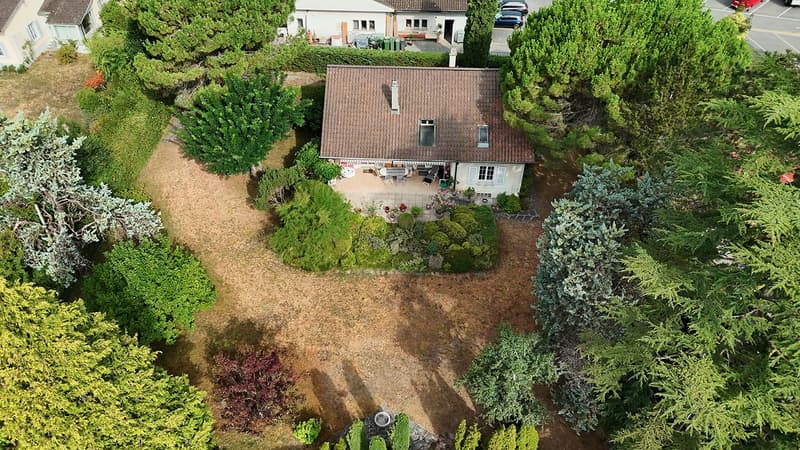 En exclusivité - Maison individuelle sur grande parcelle (13)