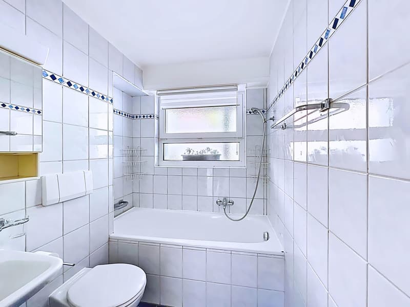 En exclusivité - Grand appartement avec jardin privatif, terrasse et balcon (8)