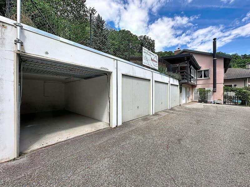En exclusivité - Grand appartement avec jardin privatif, terrasse et balcon (3)