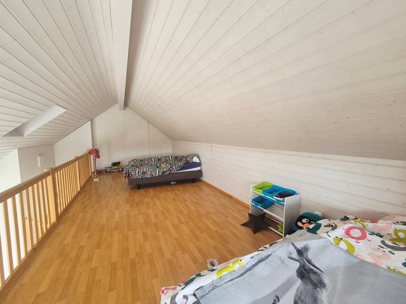 CHÂBLES / 2,5 pièces + mezzanine avec vue sur le lac (10)