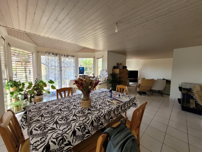 PONT-LA-VILLE / Maison jumelée dans un quartier calme (4)
