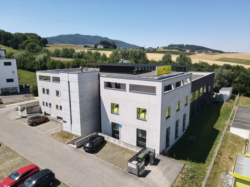 Zone industrielle de Farvagny - Local de 330 m2 (2)