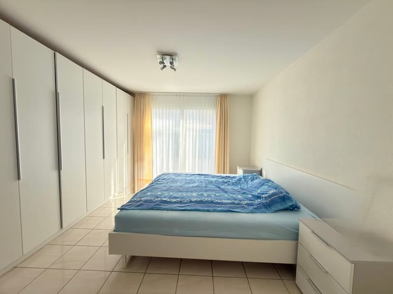 Grosszügige 4.5-Zimmer-Gartenwohnung mit 100 m² Aussenbereich in Bülach (7)
