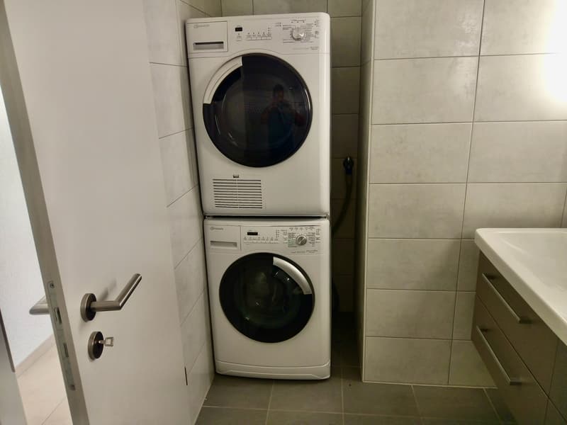 Immeuble résidentiel moderne de 6 logements au coeur du village (9)
