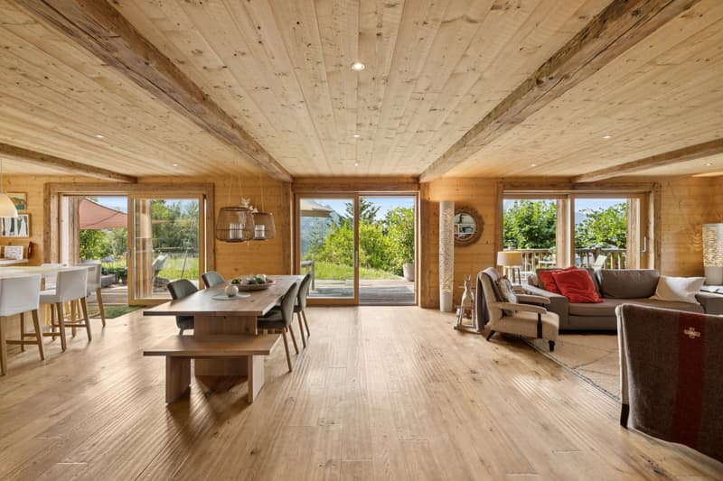 Chalet familial élégant avec vues panoramiques et jardin en terrasses (3)