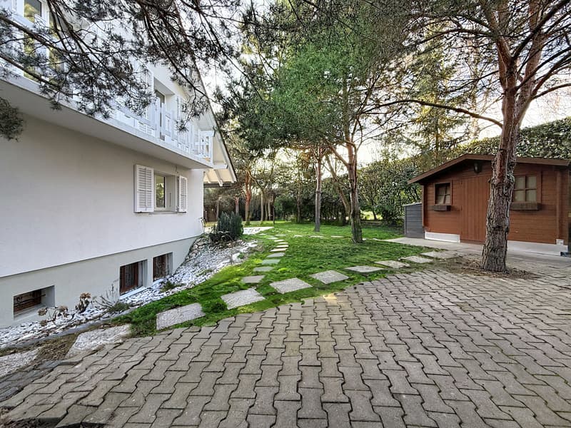 Villa raffinée avec studio d'appoint indépendant à Commugny (8)