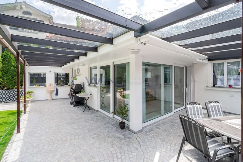 Gedeckte Terrasse mit Möglichkeiten