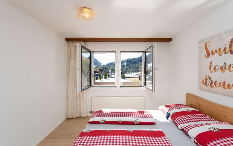 2022 neue Fassade und Fenster