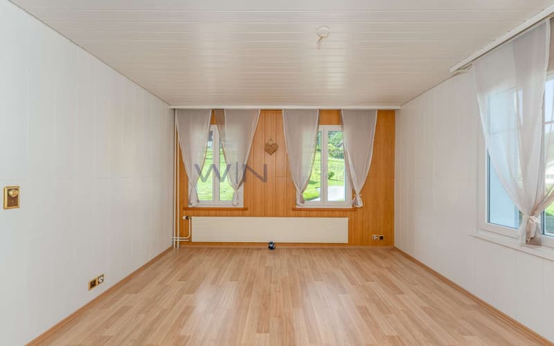 Grosszügige, lichtvolle Zimmer
