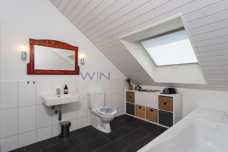 Dusche und Wanne