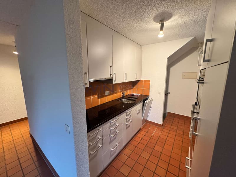 Offene Küche mit Stauraum