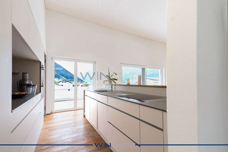 Design-Küche mit Stauraum