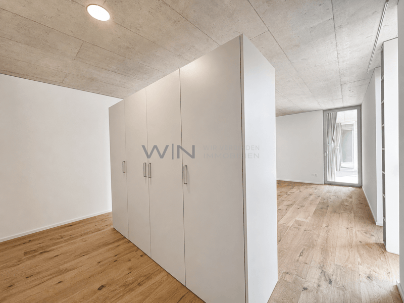 Mit Einbauschrank