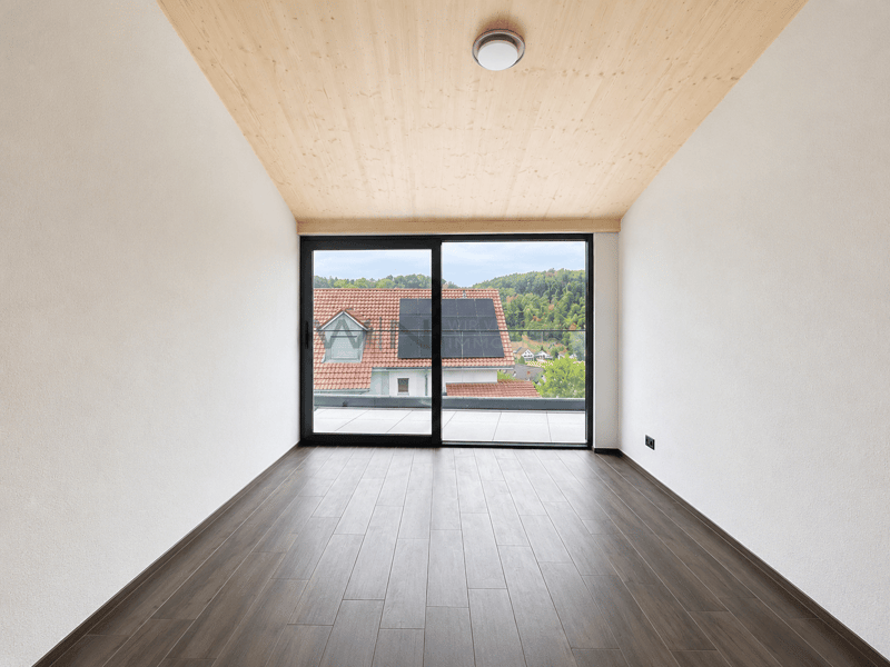 Jedes Zimmer mit Balkonzugang