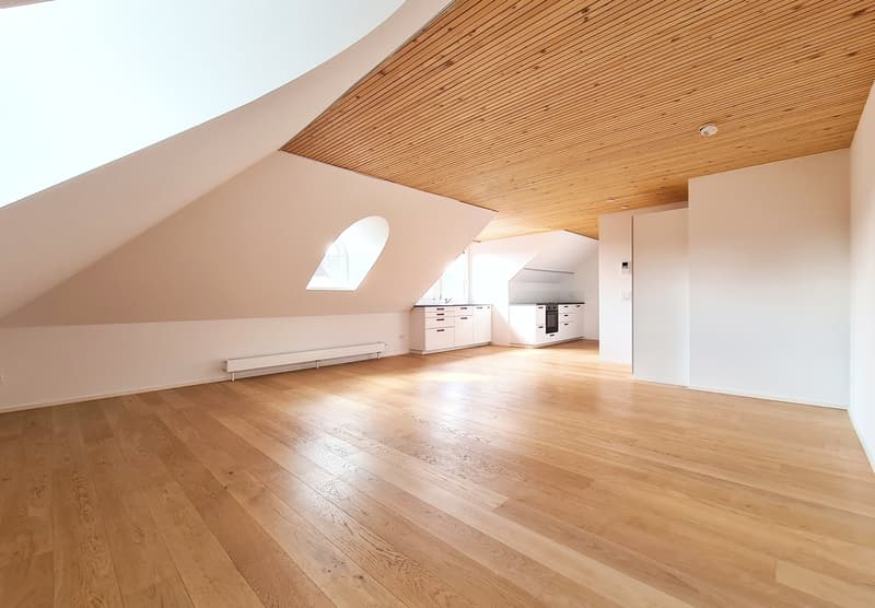 1 x NETTOMIETZINS GESCHENKT!!! - Charmante 1.5-Zimmerwohnung am historischen Schlossplatz in Aarau (5)