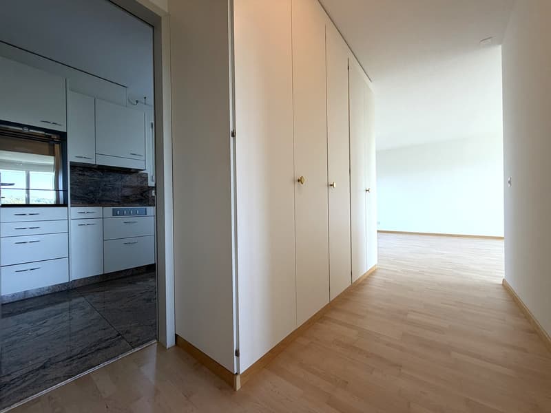 Gepflegte Wohnung mit Balkon und Weitsicht (3)