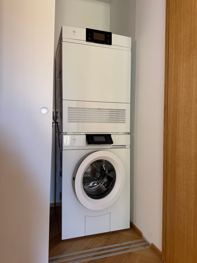 Moderne 3.5-Zimmer-Neubauwohnung in Hünibach (10)