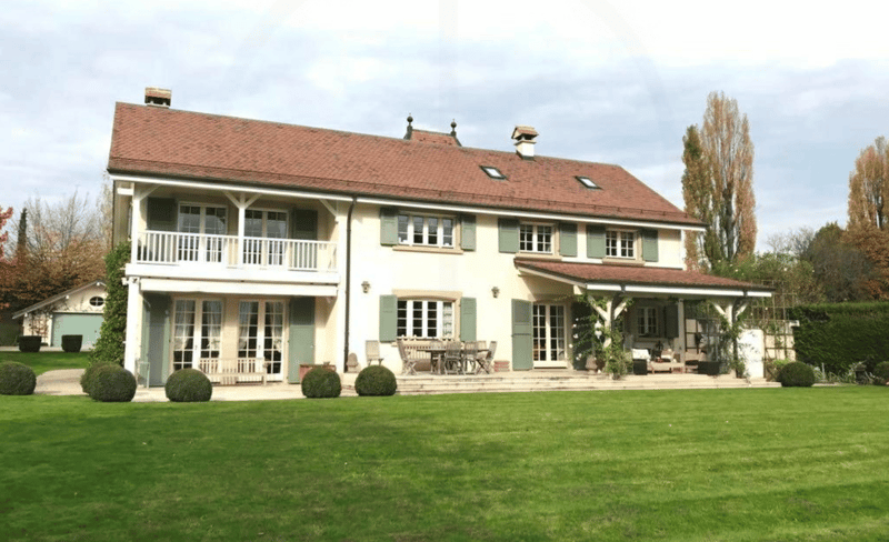 Splendide propriété en location à Mies (2)