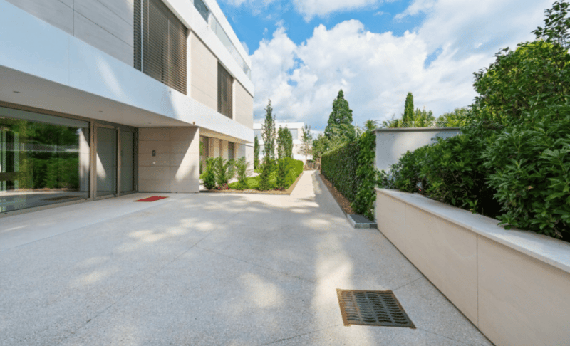 Appartement avec terrasse et jardin à Cologny (10)