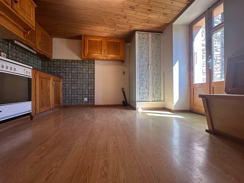 Maison de village 5.5 pièces avec potentiel et superbe vue ! Val de Bagnes (4)
