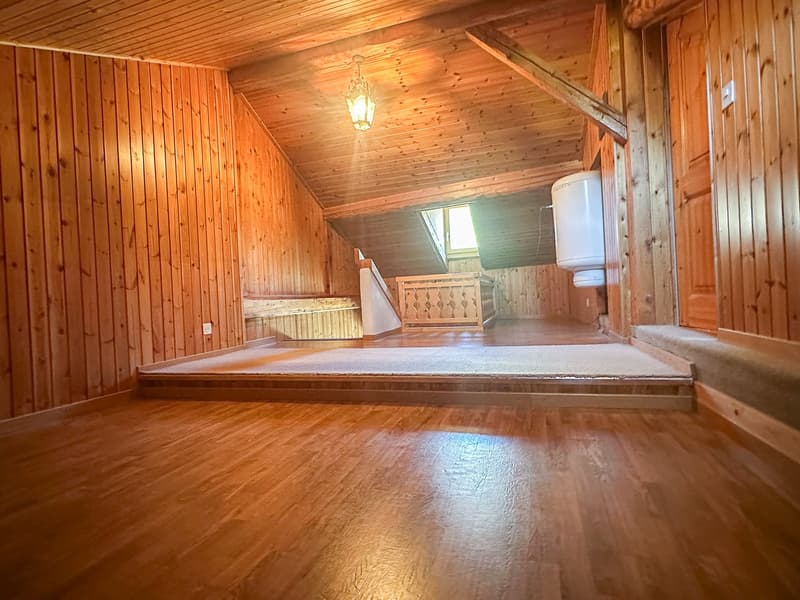 Maison de village 5.5 pièces avec potentiel et superbe vue ! Val de Bagnes (15)
