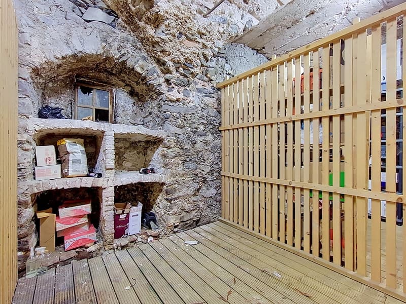 Charmant appartement de 4.5 pièces avec balcon au coeur de St-Maurice (9)