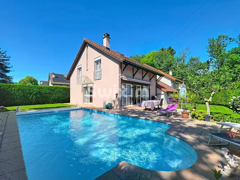 MAISON FAMILIALE AVEC PISCINE (1)