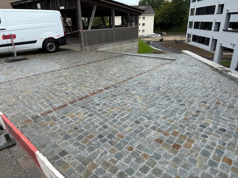 Parkplatz an der Engestrasse 35 zu vermieten (2)