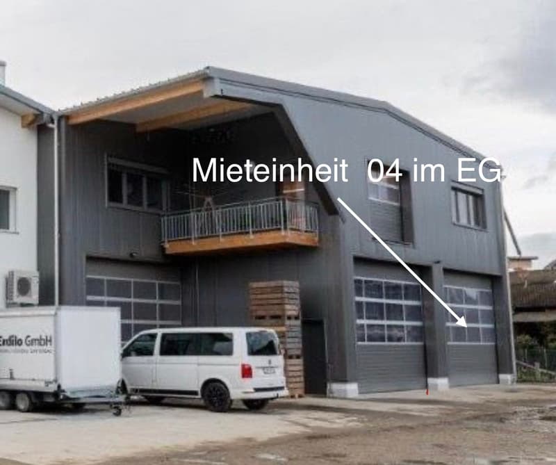 Moderner Gewerberaum mit Büro im Erdgeschoss 152 m2 in Schlatt TG (2)