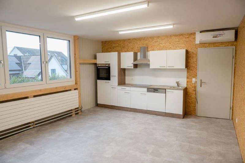 Moderner Gewerbe- Büroraum im Obergeschoss 310 m2 in Schlatt TG (3)