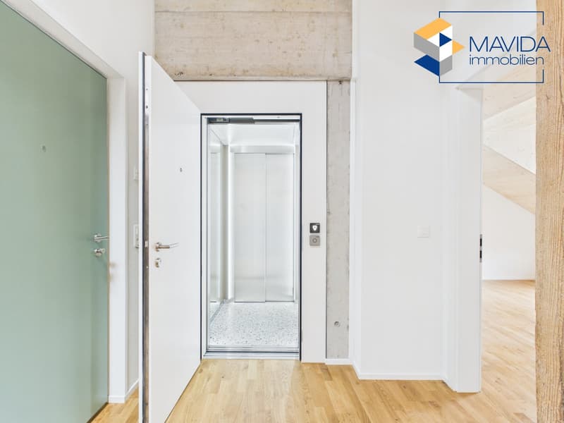 Ein Zuhause zum Ankommen – mit Loggia, Wohnungslift und viel Charme (13)