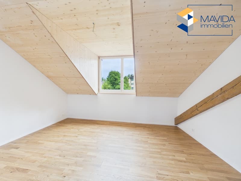 Ein Zuhause zum Ankommen – mit Loggia, Wohnungslift und viel Charme (7)