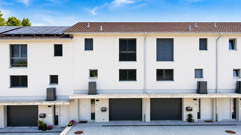 Neuwertig – 5.5-Zimmer-Haus mit Garten & Doppelgarage (16)