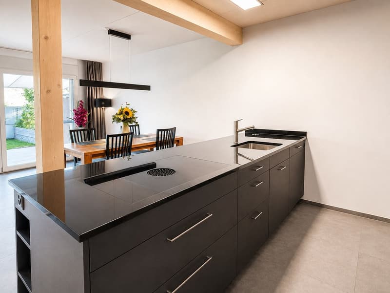 Neuwertig – 5.5-Zimmer-Haus mit Garten & Doppelgarage (3)