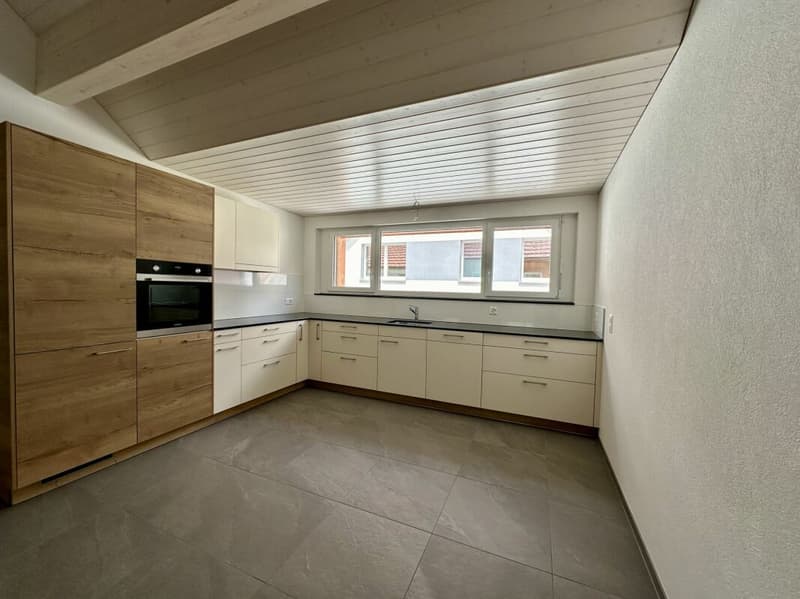 RESERVIERT Neubau 4.5-Zimmer Dachwohnung mit Aussicht ins Grüne A6 (4)